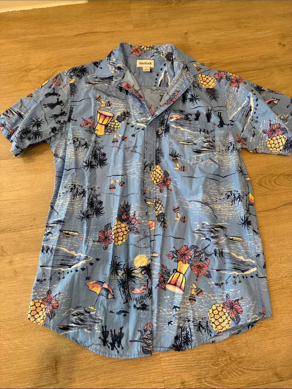 Haggar Light Blue Hawaiian Shirt with Yellow Pineapple Print